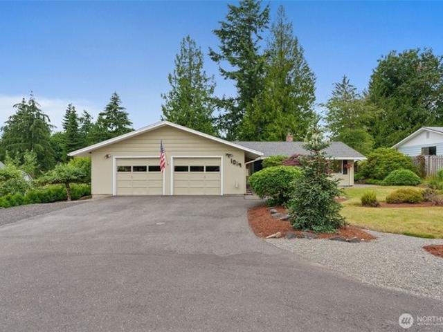 House for sale in Centralia, Washington