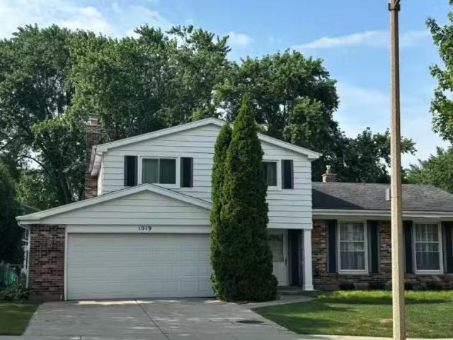 House for rent in Arlington Heights