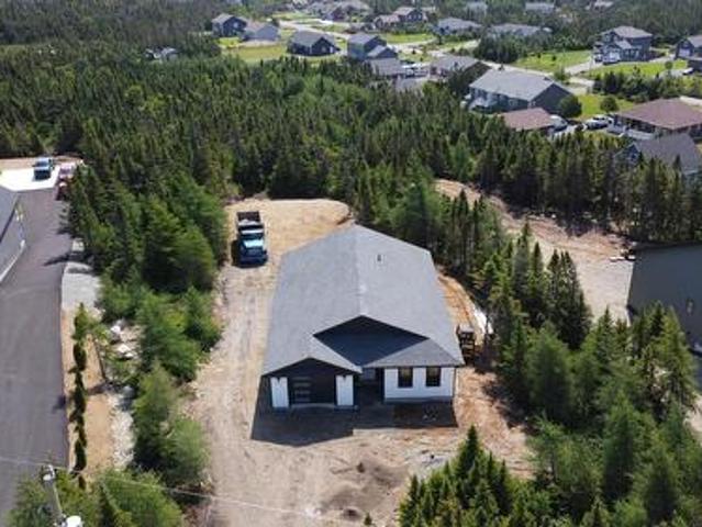 House for sale in Flatrock, Newfoundland And Labrador
