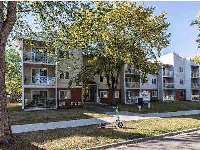 House for sale in Edmonton