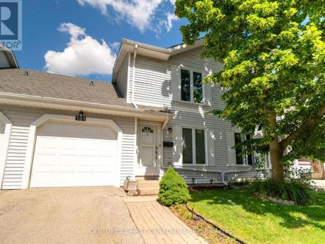 Townhouse for rent in Arva, Ontario