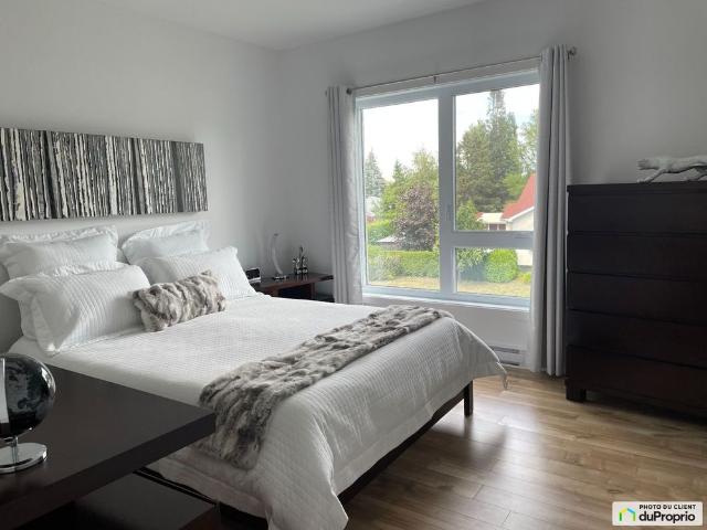 Apartment for rent in La Prairie, Montérégie