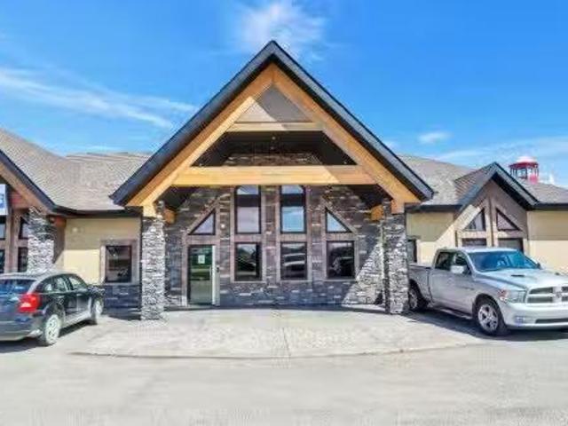House for rent in Sylvan Lake, Alberta
