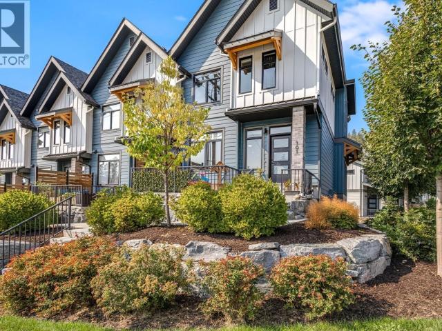 Townhouse for sale in Winfield, British Columbia