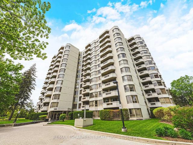 Condo for sale in Woburn, Ontario
