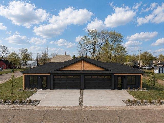 Townhouse for sale in Garrison, North Dakota
