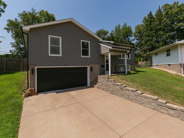House for sale in Moline, Illinois