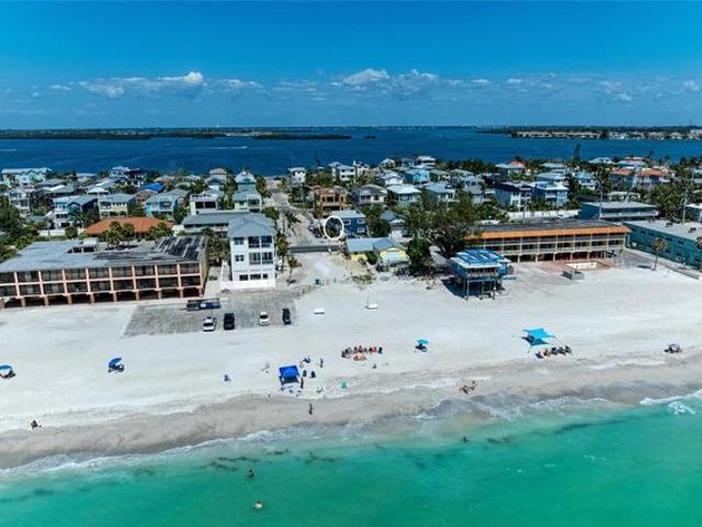 Condo for sale in Bradenton Beach, Florida