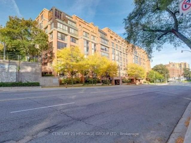 Office for sale in Woburn, Ontario
