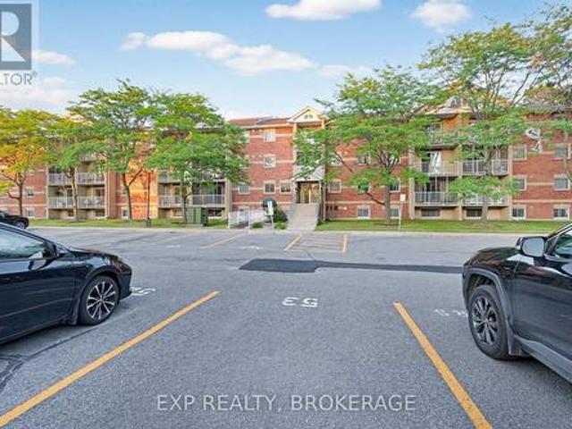 Condo for sale in Kingston, Ontario