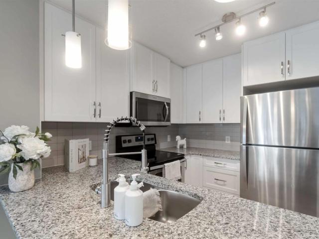 Apartment for sale in Wedgewood, Alberta