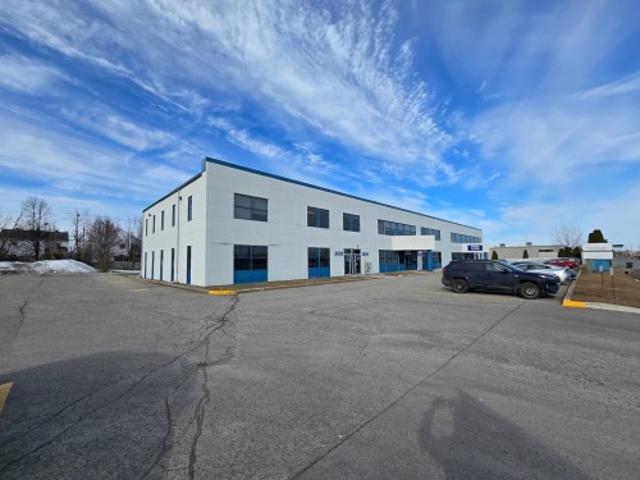 Commercial for rent in Laurentides, Quebec