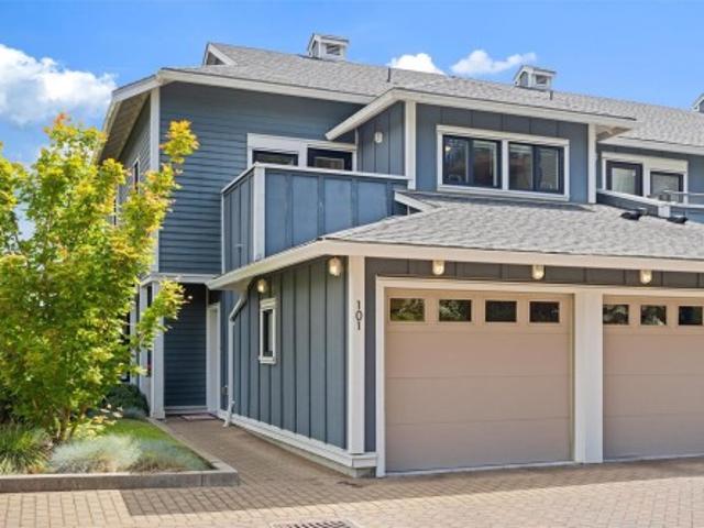 House for sale in Saanich, British Columbia