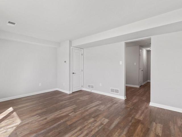 Apartment for rent in Venetia, Pennsylvania