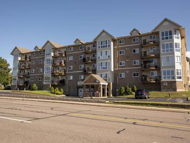 Condo for sale in Thunder Bay, Ontario