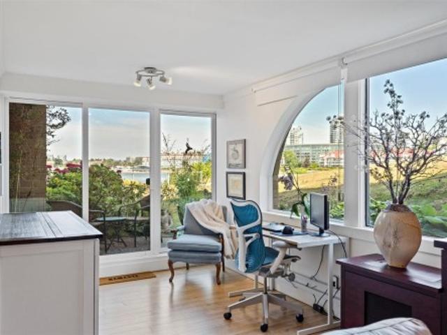 Property for sale in James Bay, Victoria
