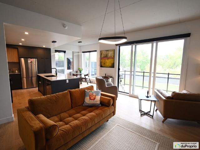 Apartment for rent in Magog, Estrie