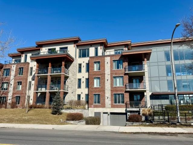 Condo for sale in Beaconsfield, Quebec