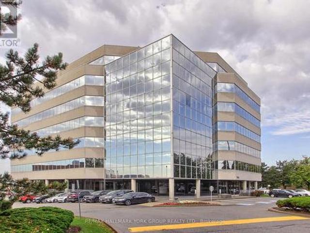 Commercial for rent in Vaughan, Golden Horseshoe