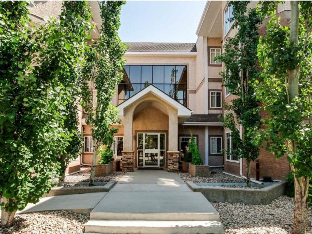 Apartment for sale in Wedgewood, Alberta