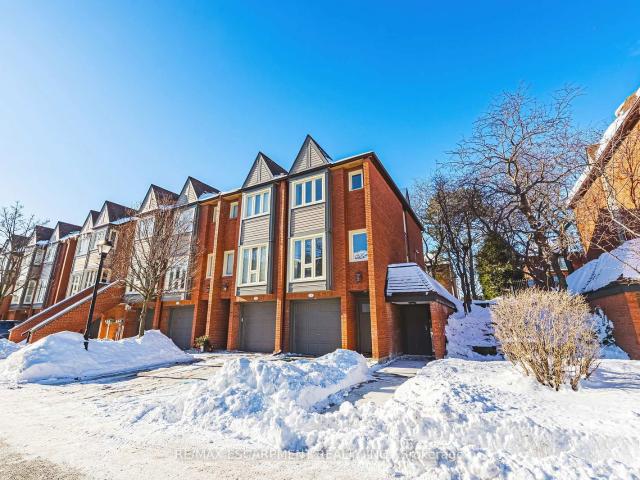 Condo for sale in Burlington, Golden Horseshoe