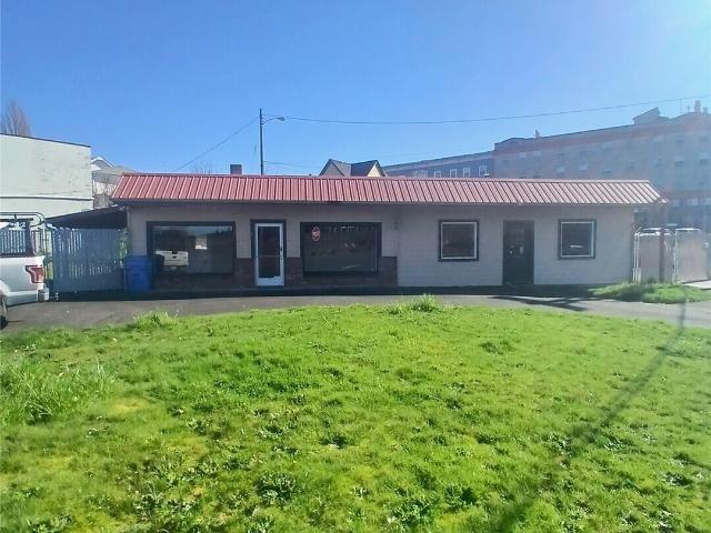 Commercial for sale in Kelso, Washington