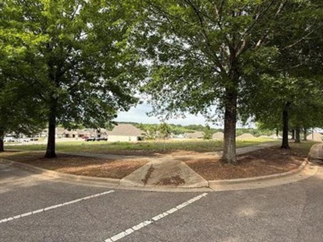 Land for sale in Troy, Alabama