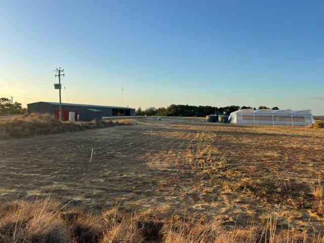 Cottage for sale in Caraban, Shire Of Gingin