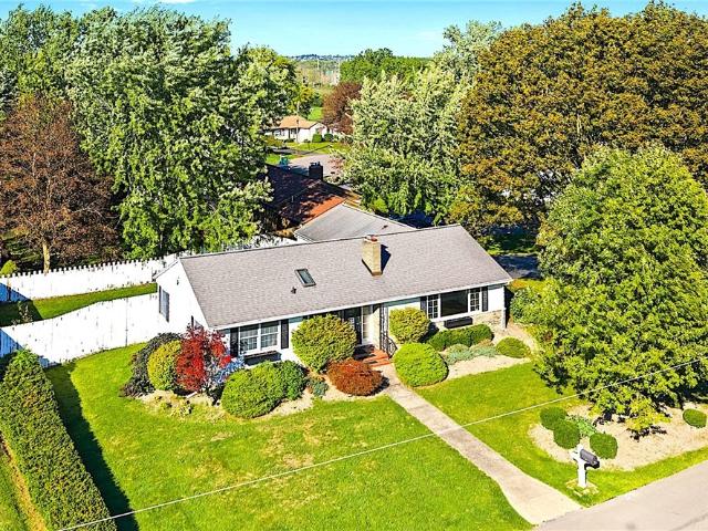 House for sale in Jamesville, New York