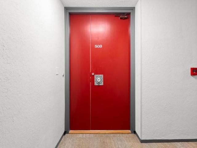 Condo for sale in Palo Alto, California
