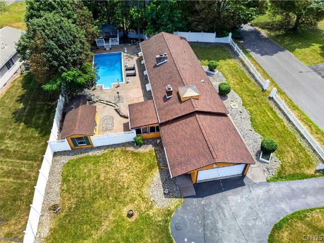 House for sale in Jamesville, New York