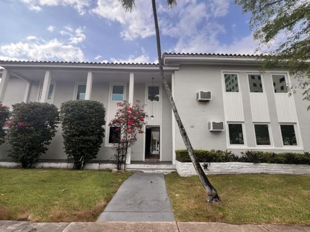 Apartment for rent in Coral Gables, Florida