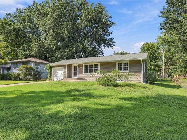 House for sale in Wilshire Estates, Liberty