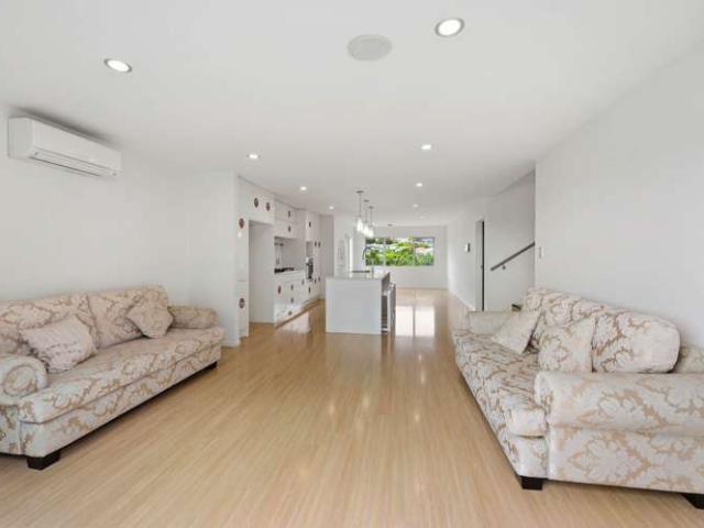 House for sale in Whangaparaoa