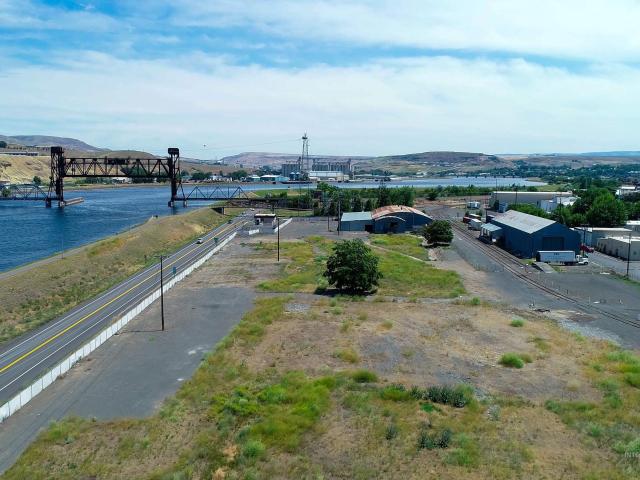 Commercial for sale in Lewiston