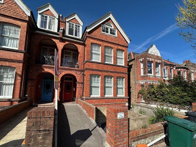 Apartment for rent in Round Hill, Brighton