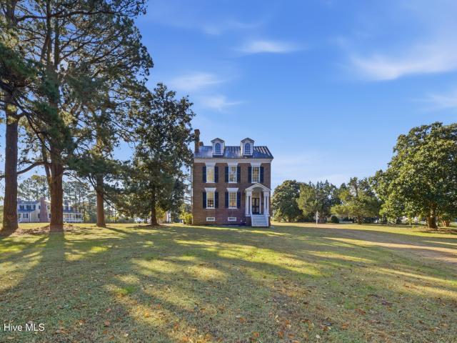 House for sale in Edenton, North Carolina