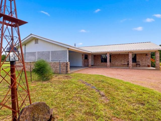 House for sale in Marble Falls, Texas