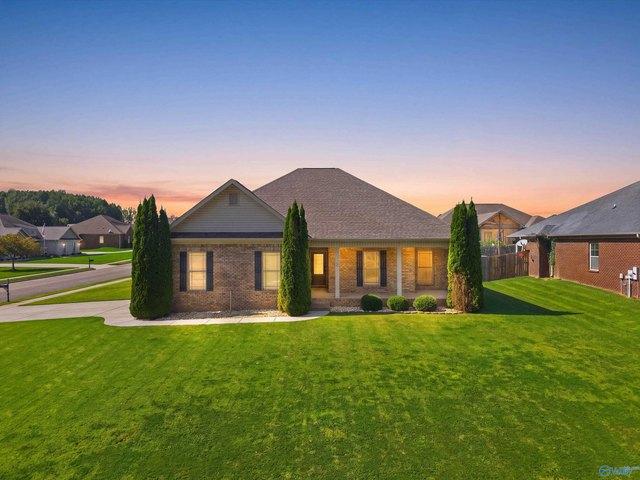 House for sale in Hazel Green, Alabama