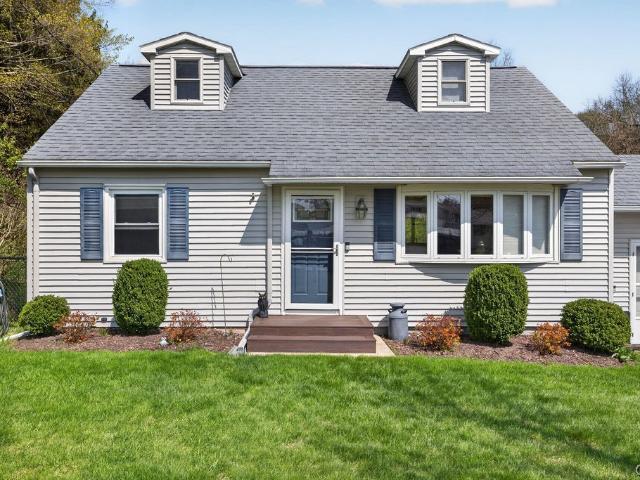 House for sale in Camillus, New York