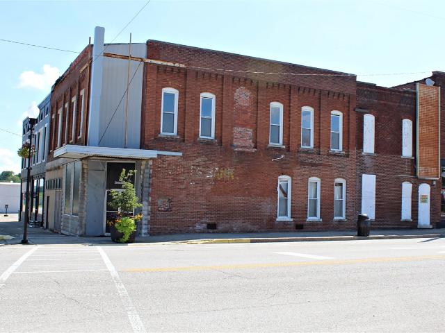 Commercial for sale in Cave City, Kentucky