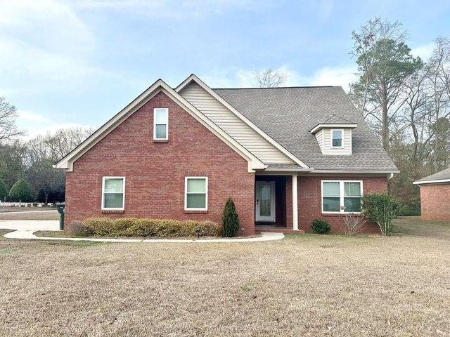 House for sale in Dothan, Alabama