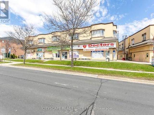 Commercial for rent in York, Ontario