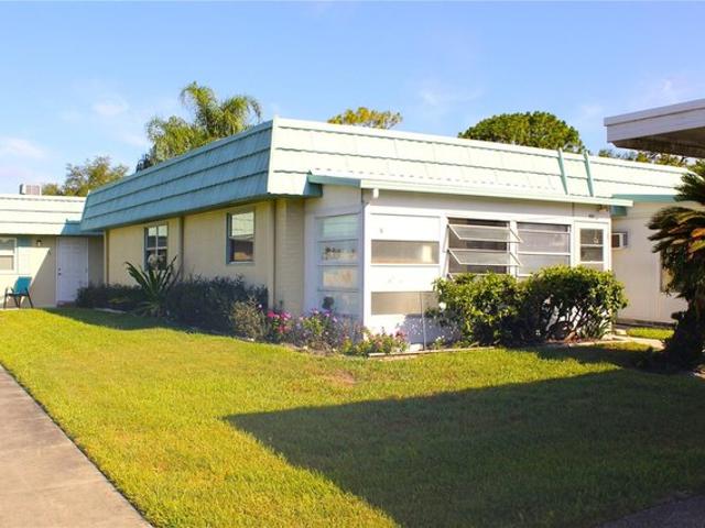 Condo for sale in Sun City Center, Florida