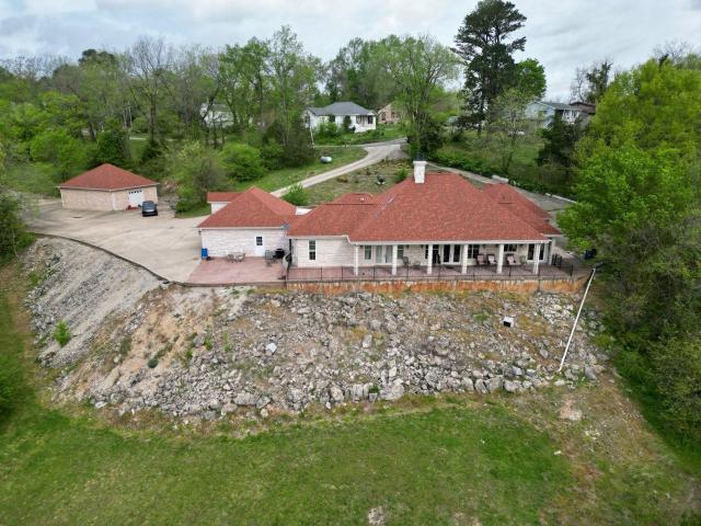 House for sale in Thayer, Missouri