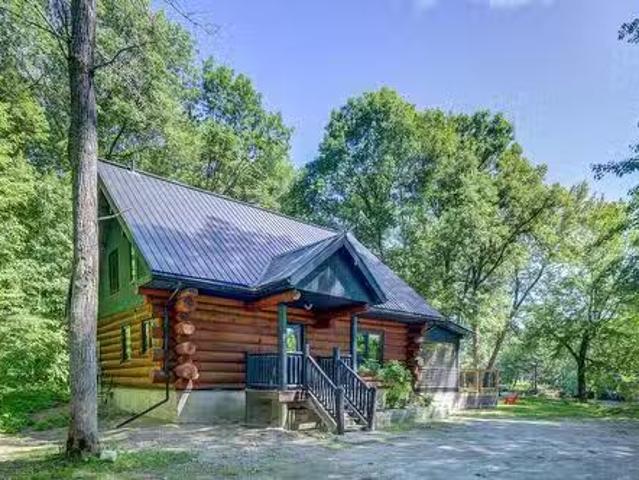 House for sale in Waltham, Quebec