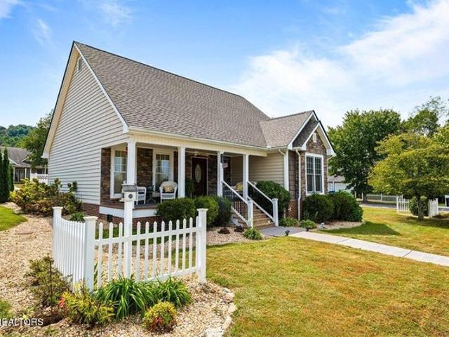 House for sale in Arcadian Springs, Andersonville