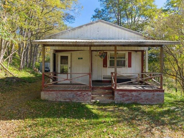 House for sale in Charlotteville, Town of Summit