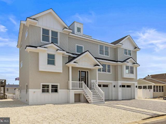 House for sale in Manahawkin, New Jersey
