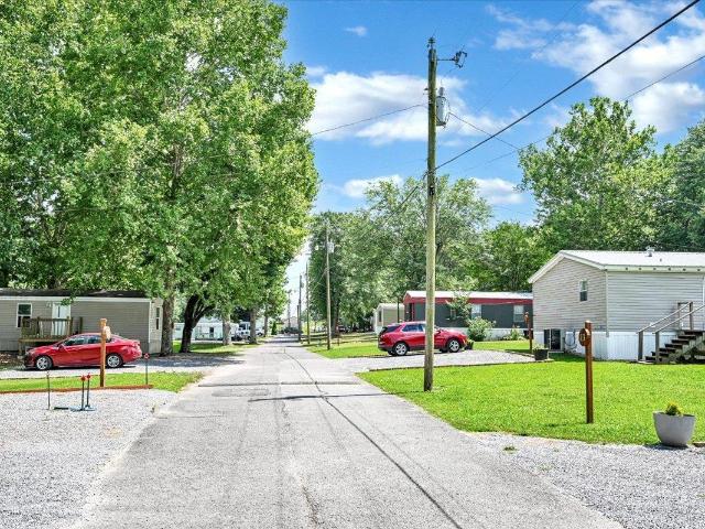 Commercial for sale in Vinemont, Alabama